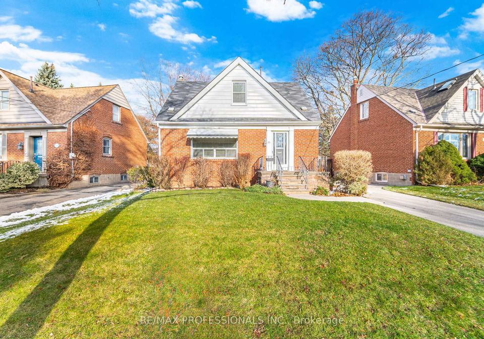 35-westleigh-crescent-etobicoke-ontario-w12607190