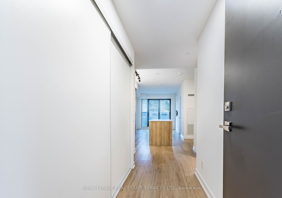 430-roncesvalles-avenue-toronto-ontario-w12607278