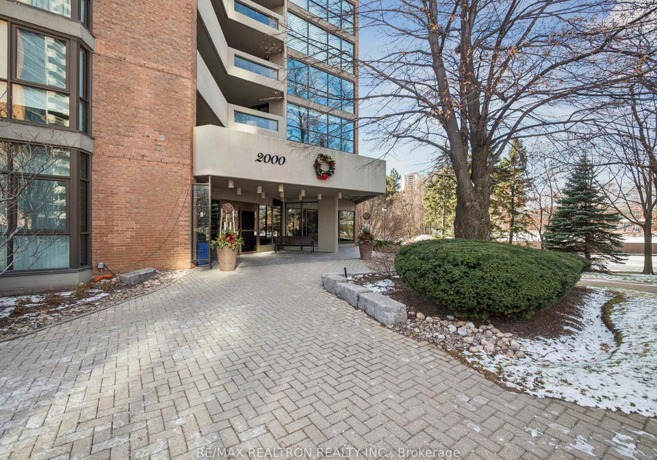 2000-islington-avenue-etobicoke-ontario-w12607644