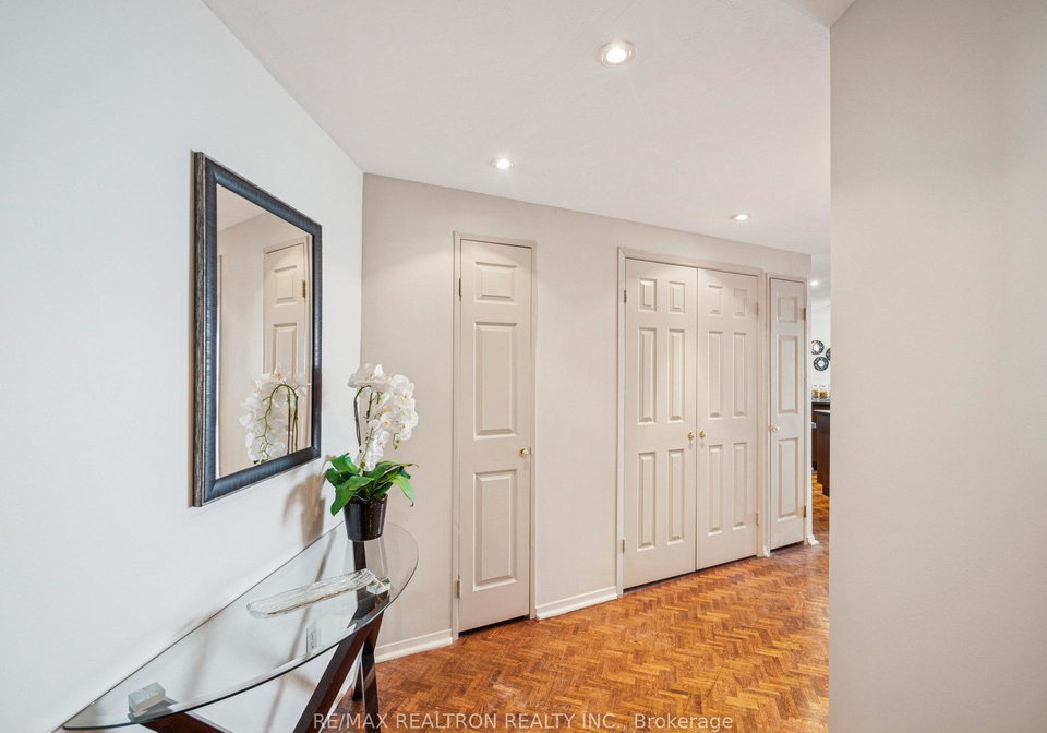 2000-islington-avenue-etobicoke-ontario-w12607644