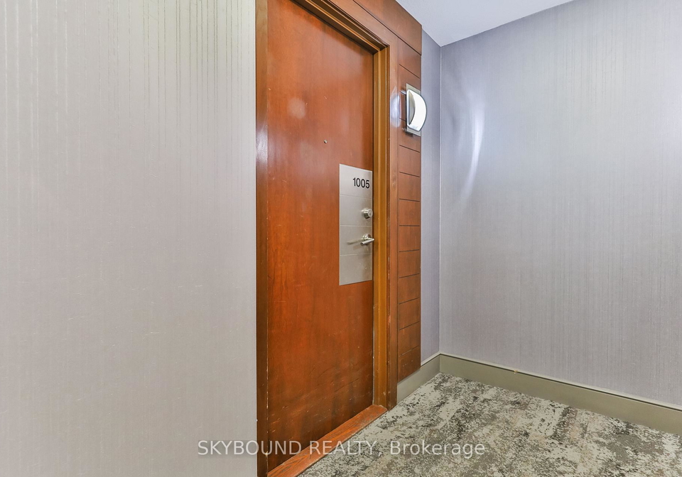 310-burnhamthorpe-road-w-mississauga-ontario-w12608060