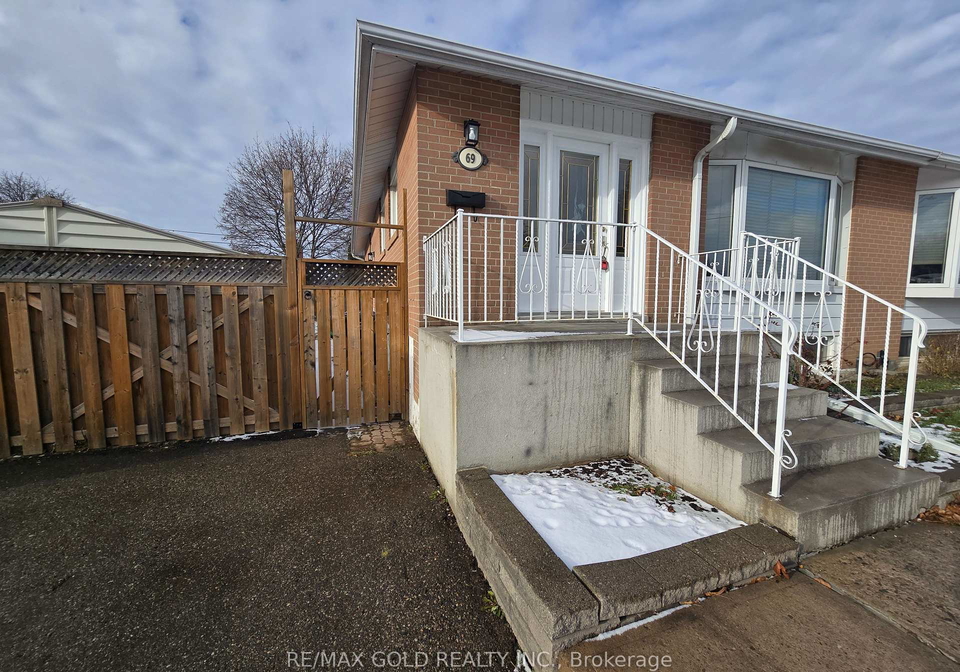69-alexandria-crescent-brampton-ontario-w12608496