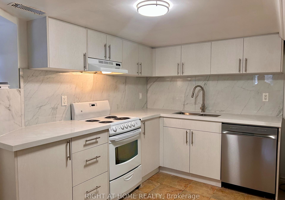 1039-ossington-avenue-toronto-ontario-w12608644