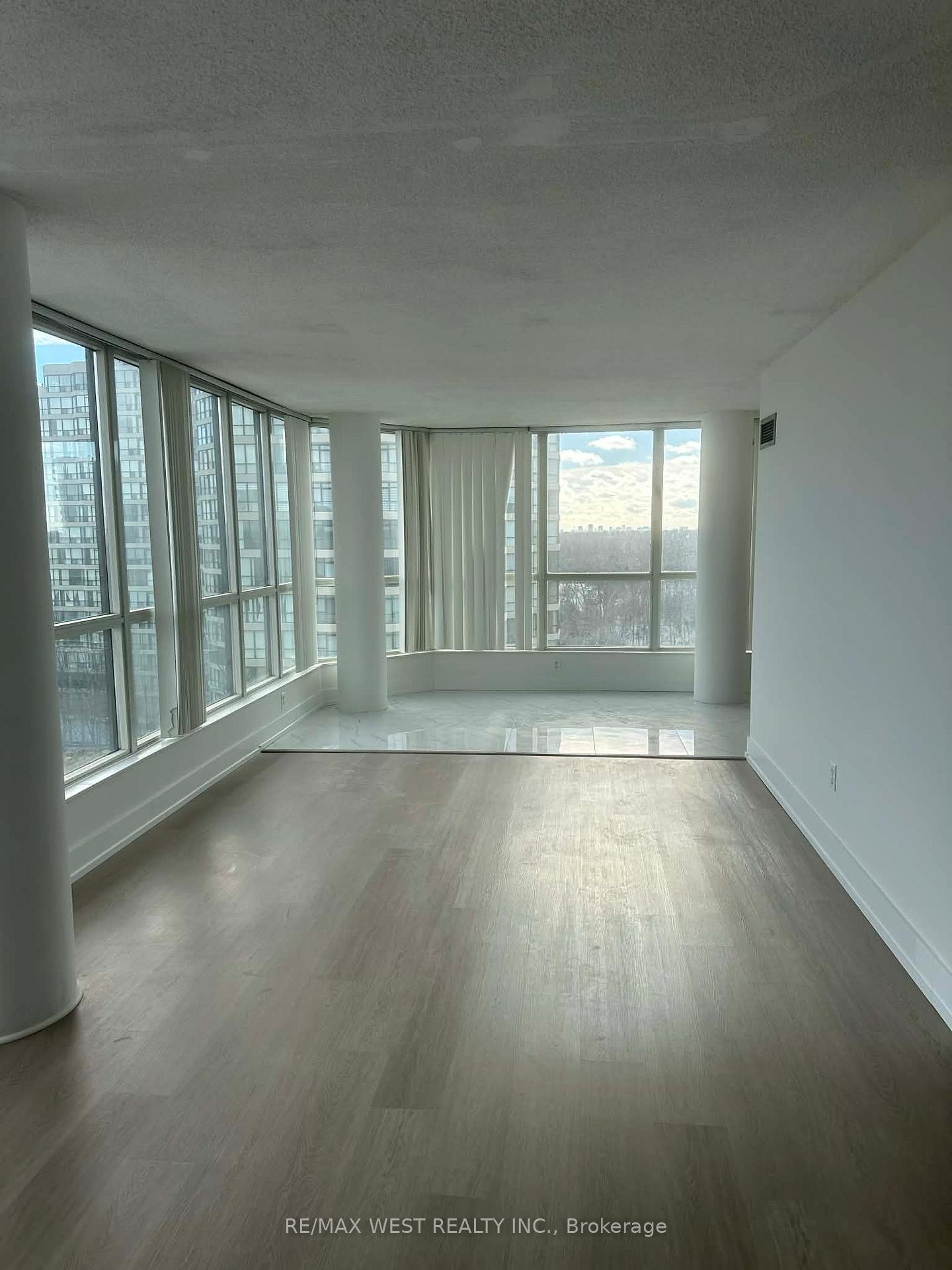 3-rowntree-road-etobicoke-ontario-w12608780