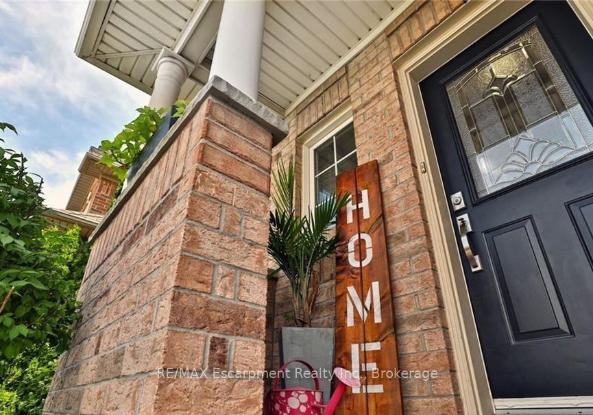 1486-warbler-road-oakville-ontario-w12609070