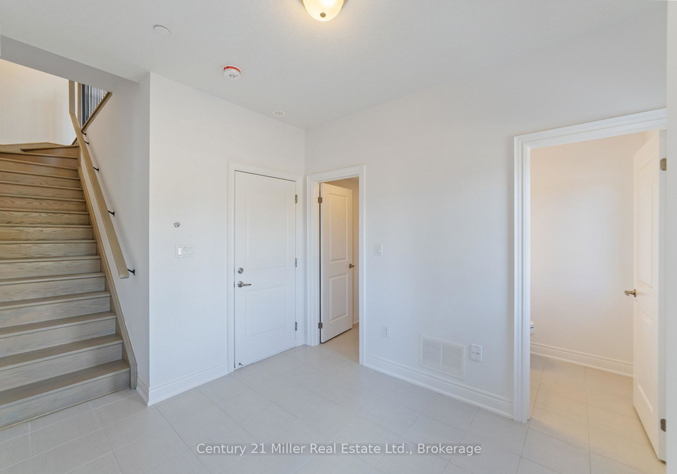 2140-trafalgar-road-oakville-ontario-w12609678