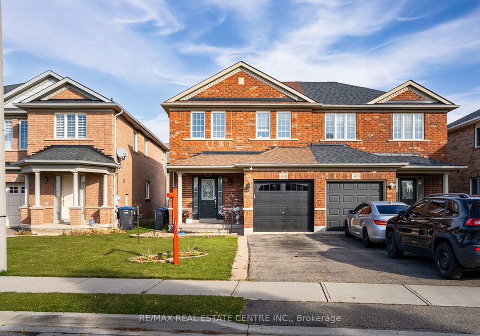 43-lockheed-crescent-brampton-ontario-w12609788