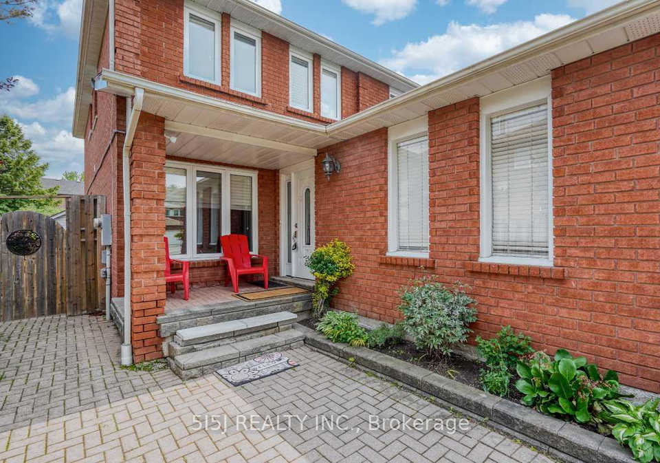4679-owl-circle-mississauga-ontario-w12609892