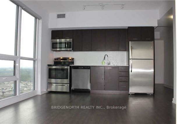 2212-lakeshore-boulevard-w-etobicoke-ontario-w12610024