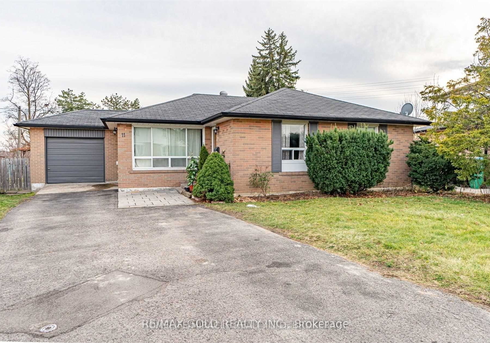 11-durham-crescent-brampton-ontario-w12610150