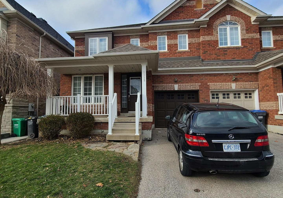 3919-arvona-place-mississauga-ontario-w12610622