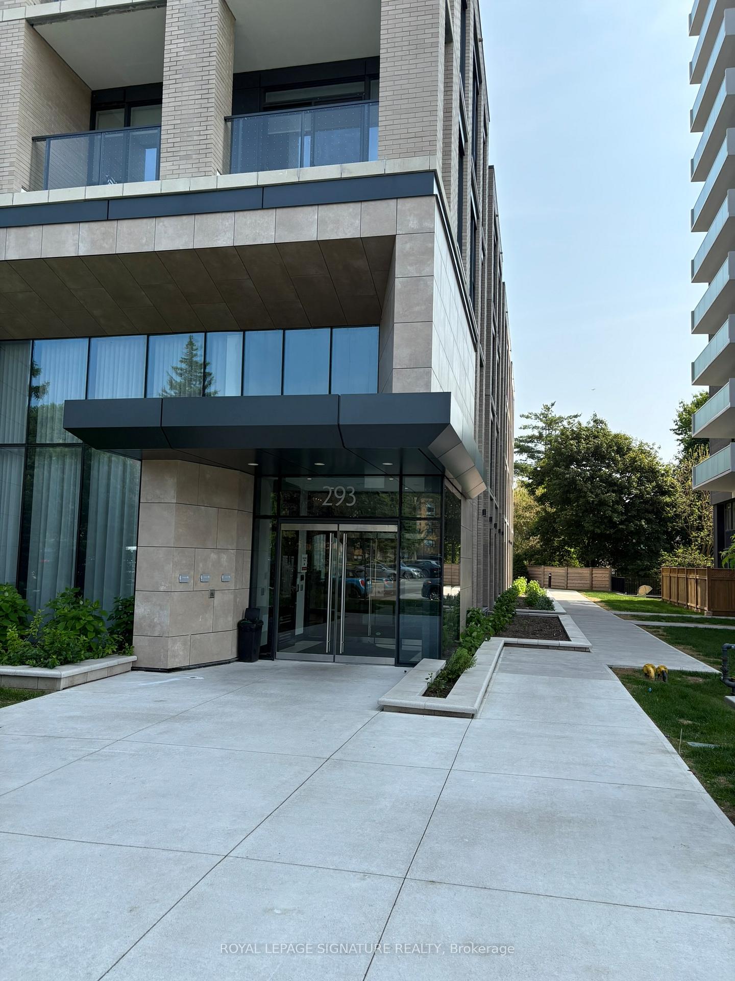 293-the-kingsway-etobicoke-ontario-w12610862