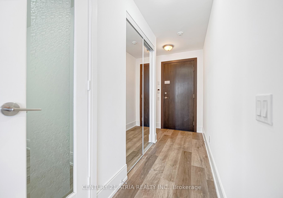 25-viking-lane-etobicoke-ontario-w12611008