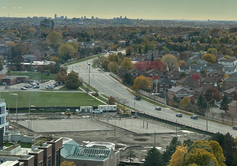 395-square-one-drive-mississauga-ontario-w12611090
