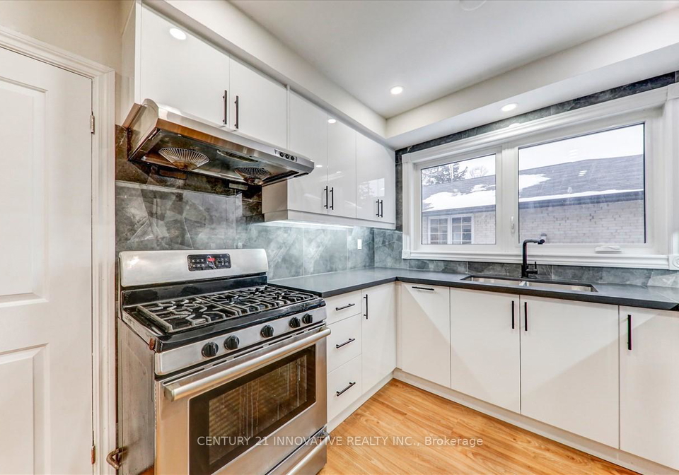 359-rathburn-road-etobicoke-ontario-w12611346