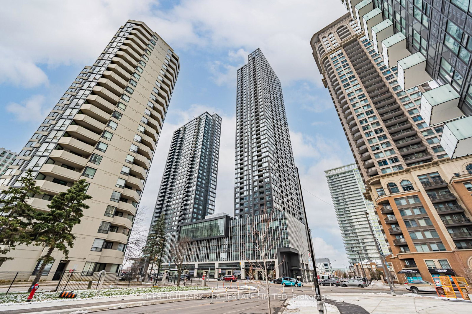 395-square-one-drive-mississauga-ontario-w12611356