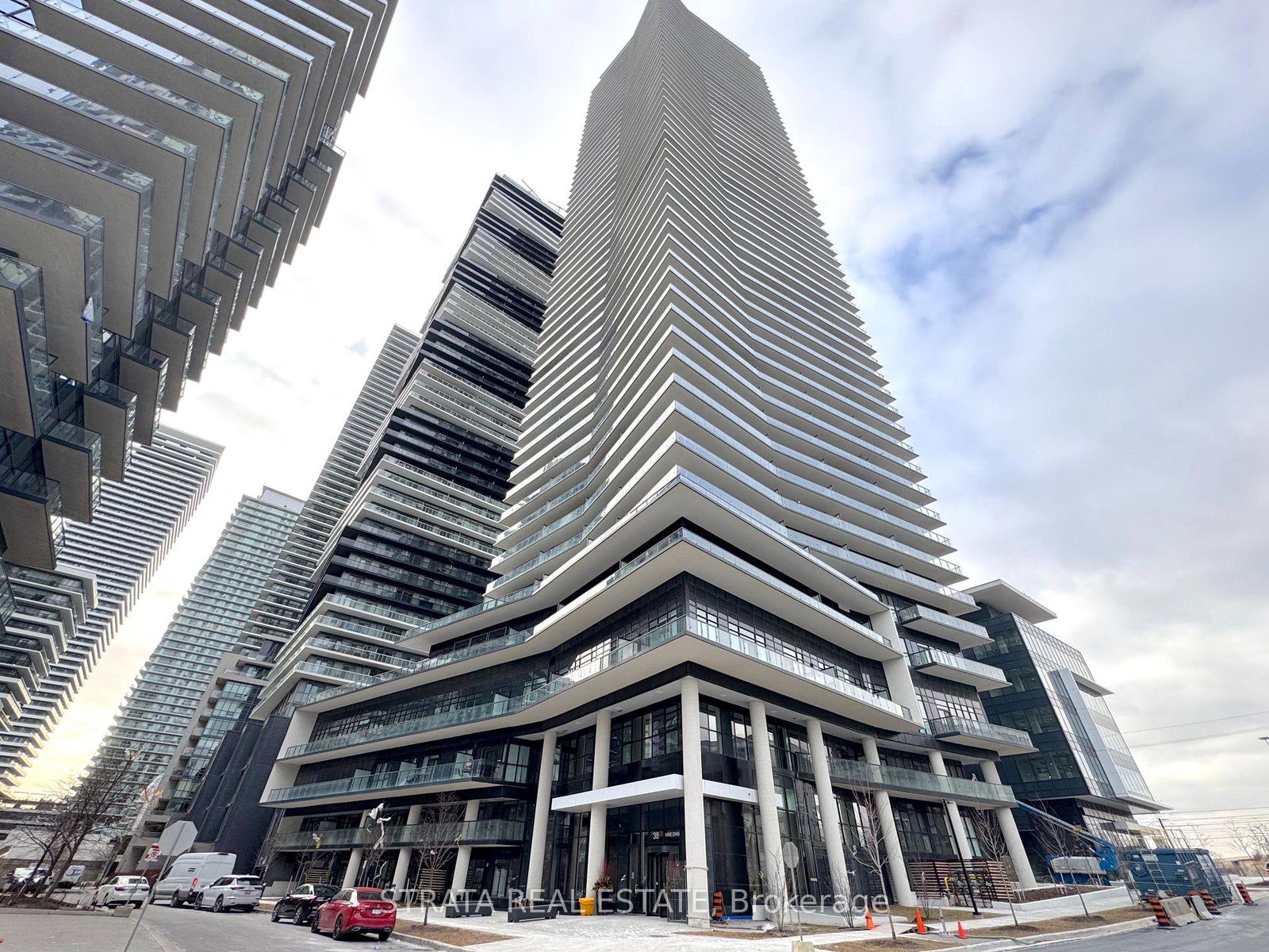 38-annie-craig-drive-etobicoke-ontario-w12611558