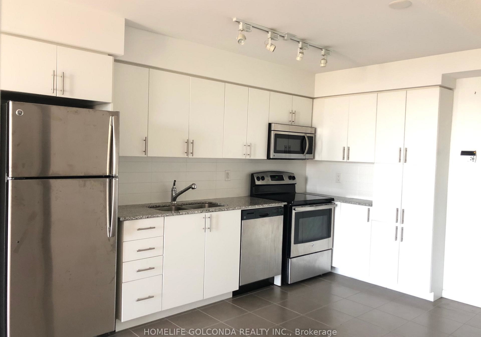 830-lawrence-avenue-w-north-york-ontario-w12611560