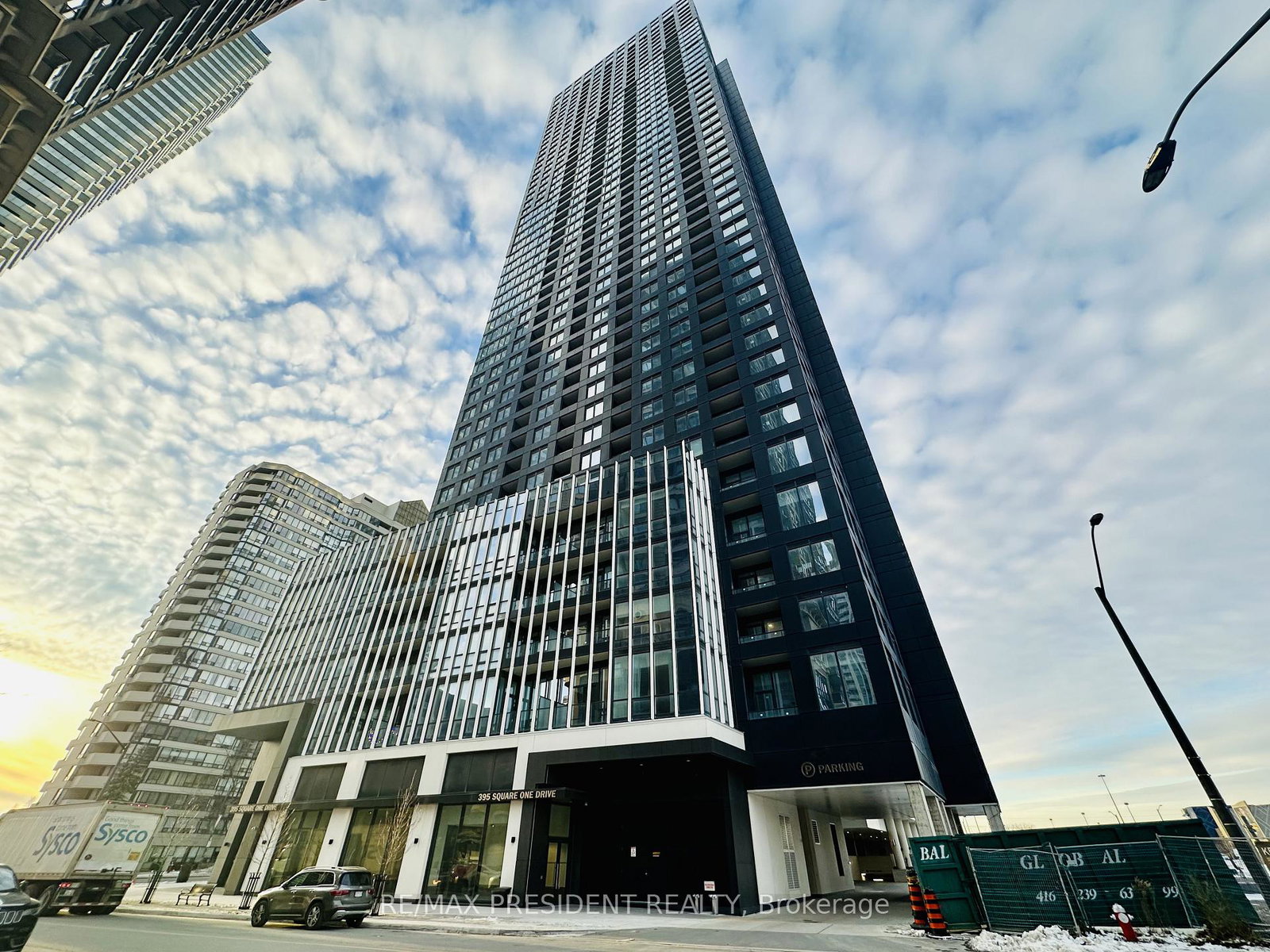 395-square-one-drive-mississauga-ontario-w12611584