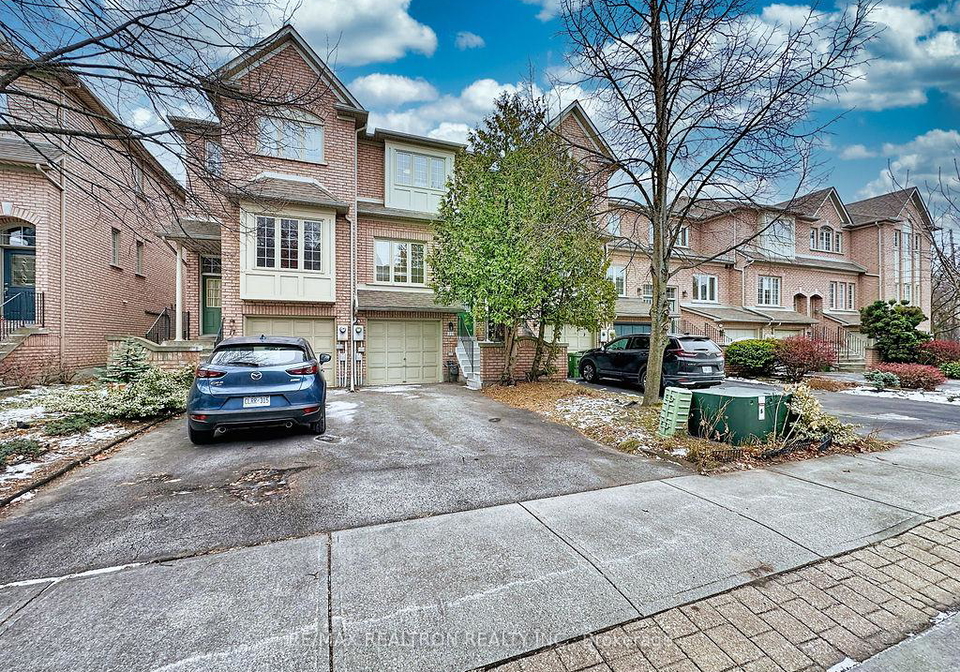 19-harbourview-crescent-etobicoke-ontario-w12611710