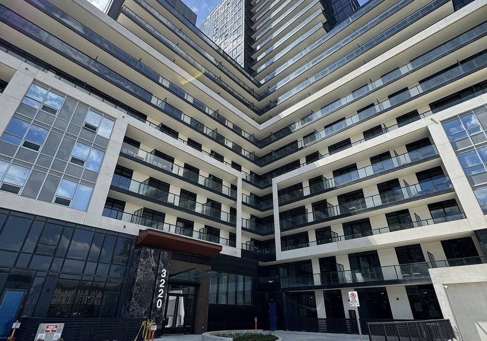 3220-william-coltson-avenue-oakville-ontario-w12611770