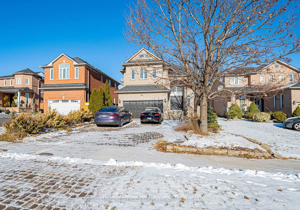 681-bristol-road-w-mississauga-ontario-w12611778
