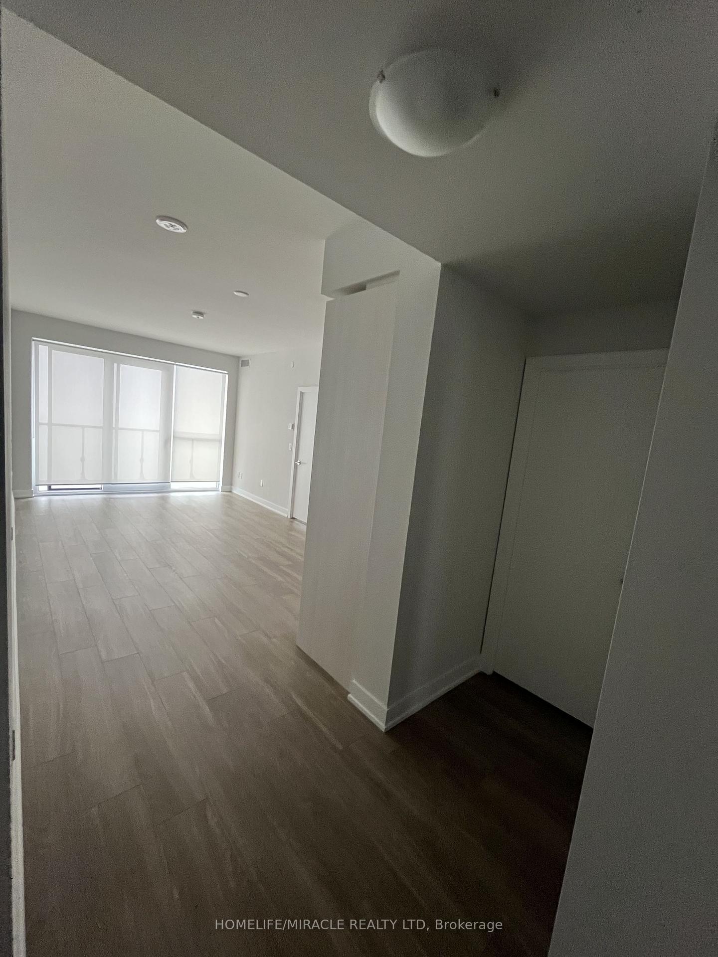 4130-parkside-village-drive-mississauga-ontario-w12612034