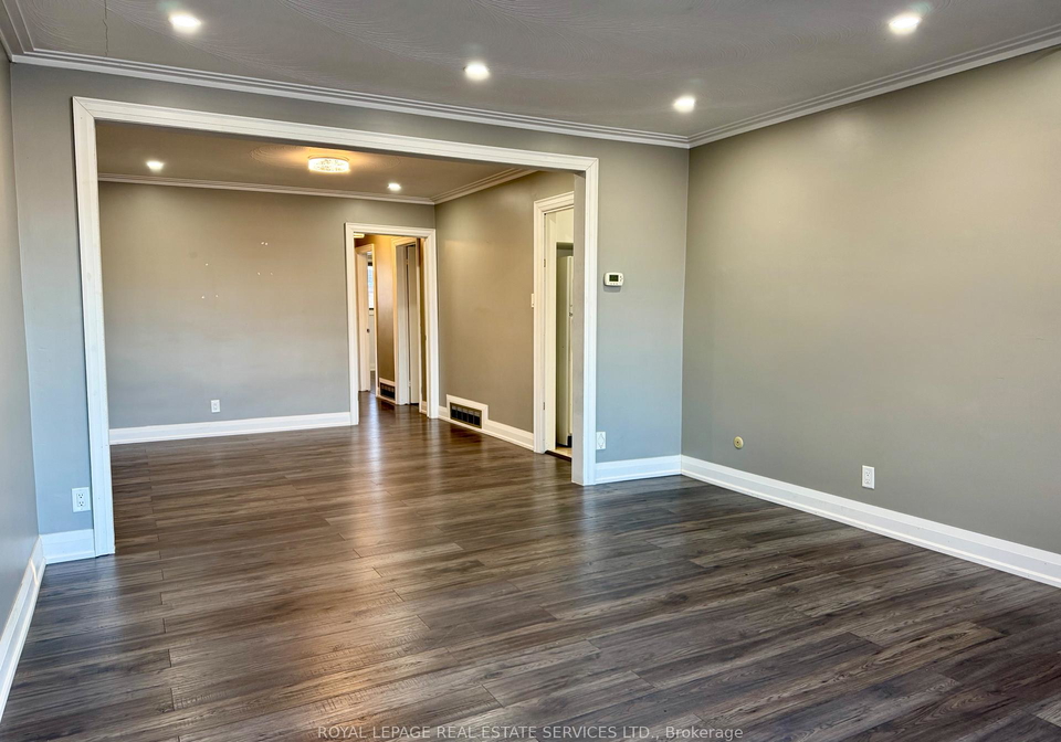 70-hisey-crescent-york-ontario-w12612134