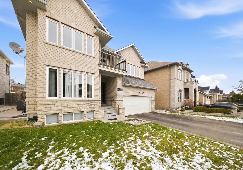 3205-rolling-stone-court-mississauga-ontario-w12612256