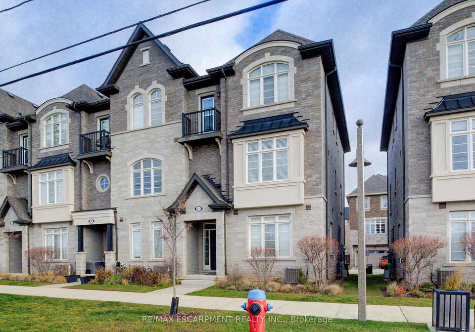 2285-khalsa-gate-oakville-ontario-w12612736