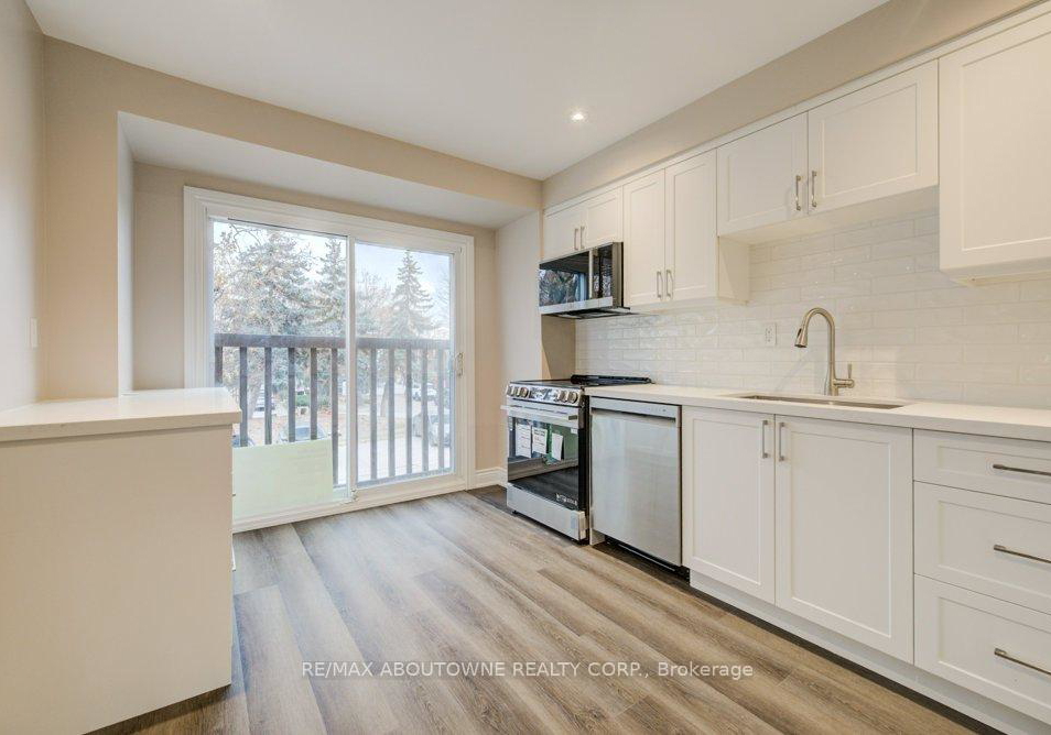 13-normandy-place-oakville-ontario-w12612766