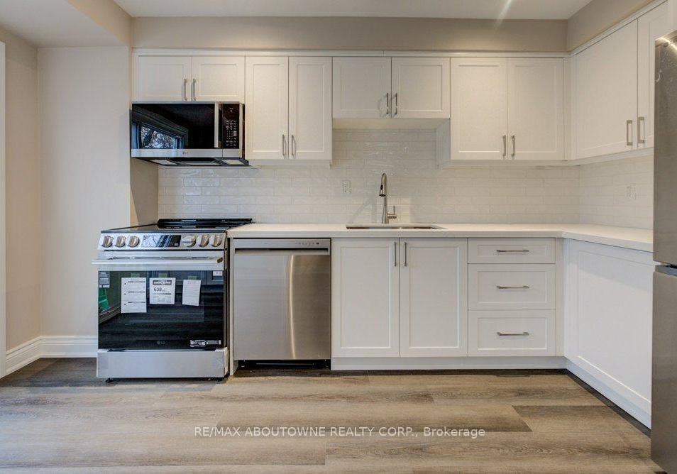 13-normandy-place-oakville-ontario-w12612766
