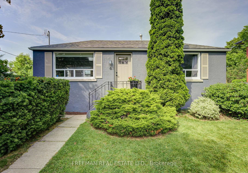 6-lloyd-george-avenue-etobicoke-ontario-w12613004