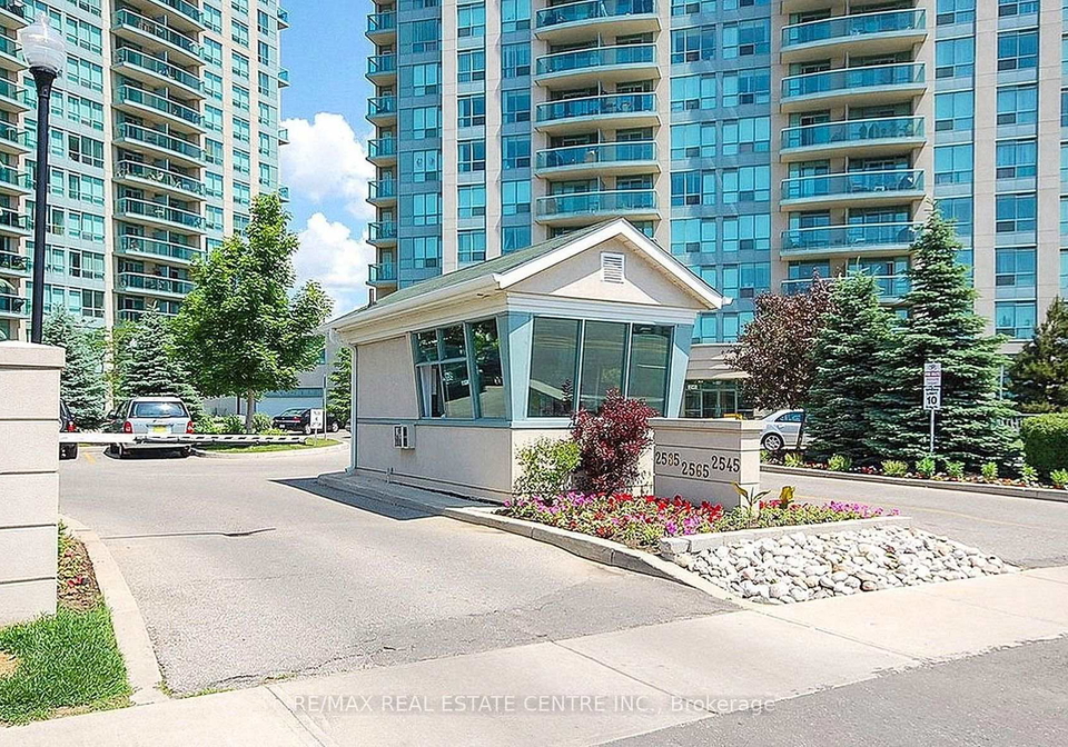 2585-erin-centre-boulevard-mississauga-ontario-w12613240