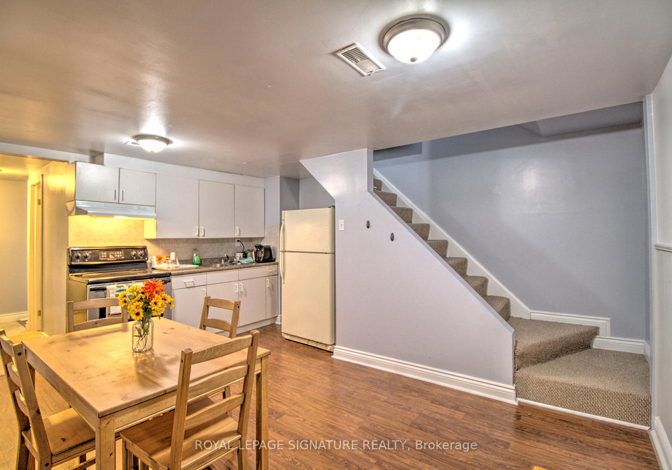 2015-fontwell-crescent-mississauga-ontario-w12613416