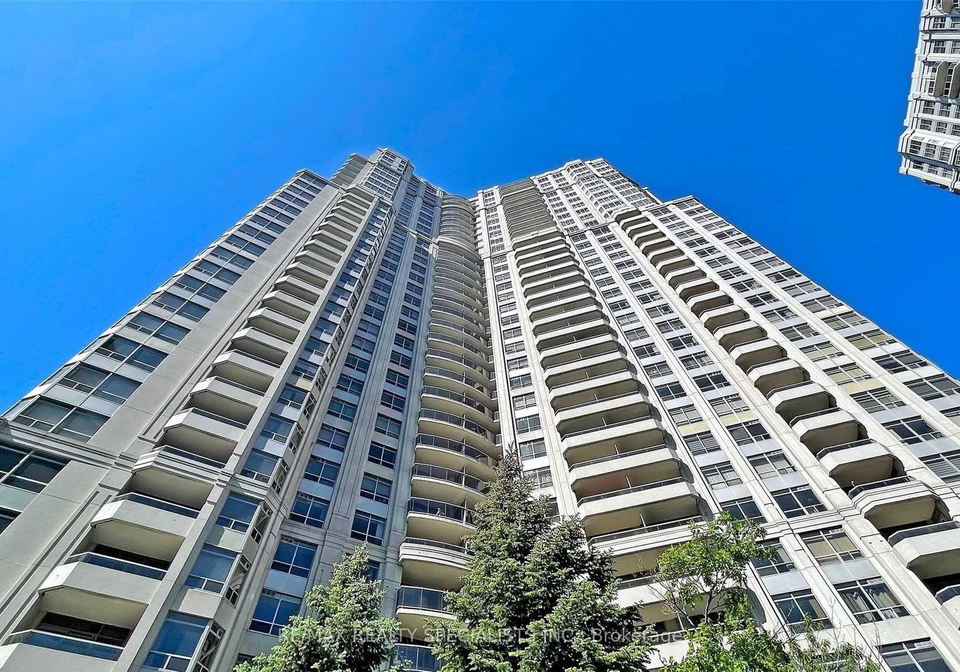 35-kingsbridge-garden-circle-mississauga-ontario-w12613888