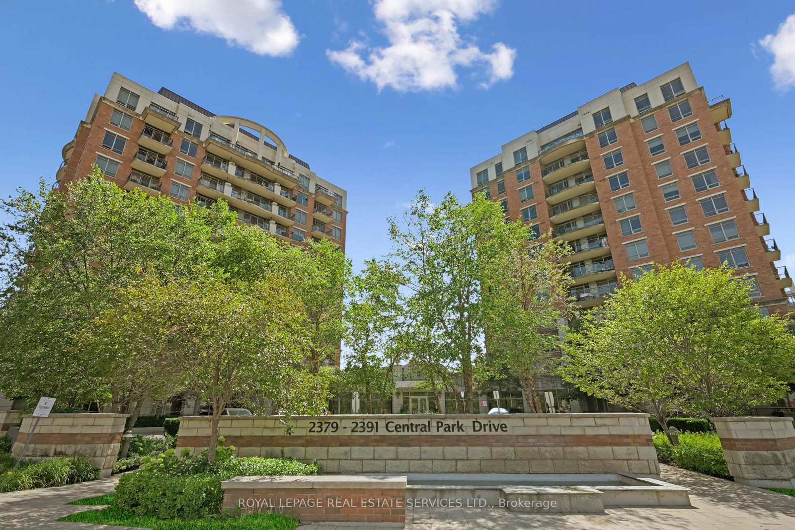 2391-central-park-drive-oakville-ontario-w12613898