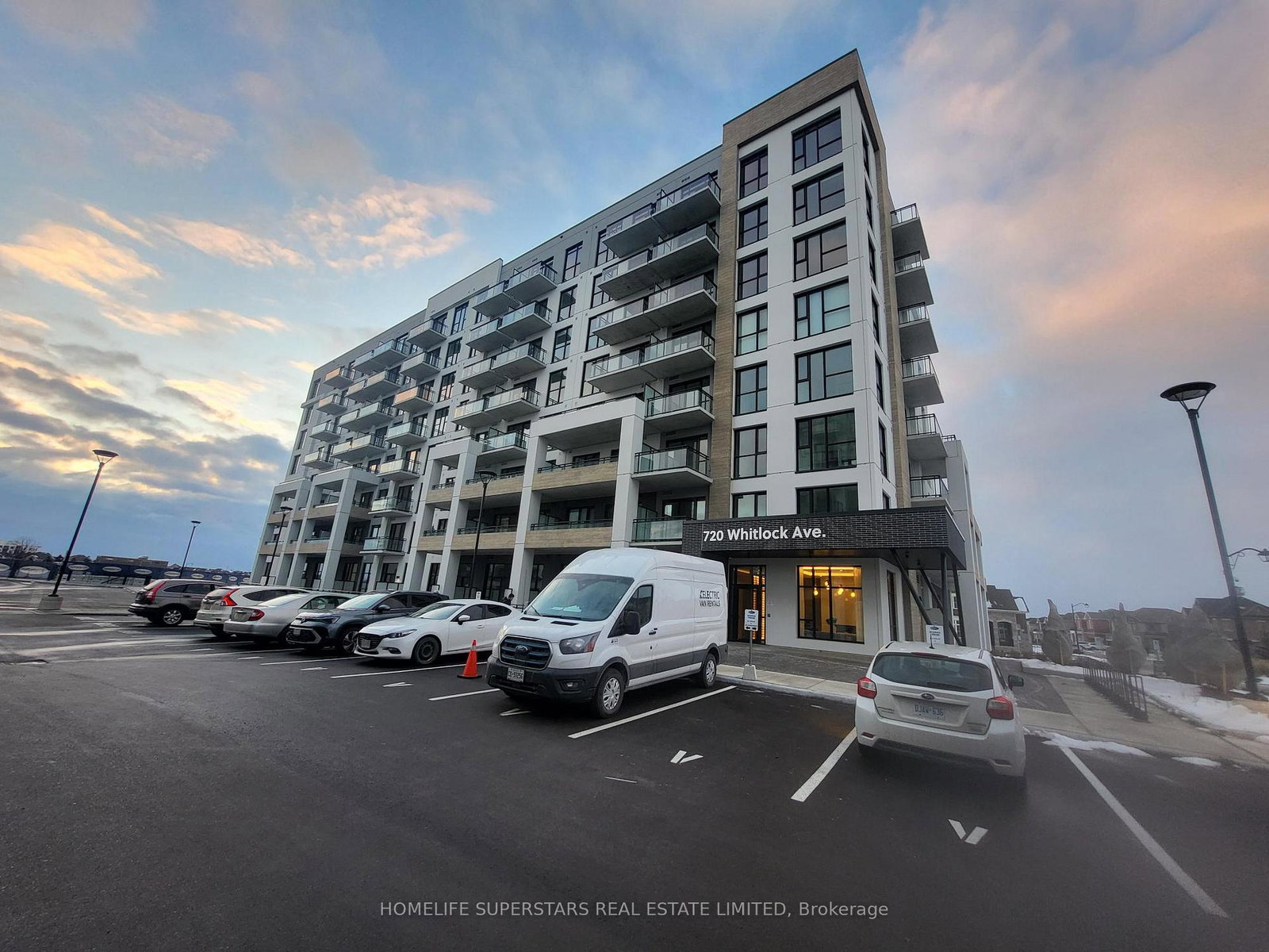 720-whitlock-avenue-milton-ontario-w12614368