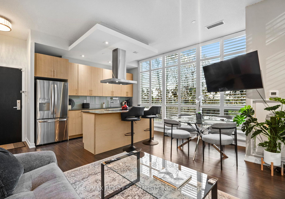 165-legion-road-n-etobicoke-ontario-w12614532