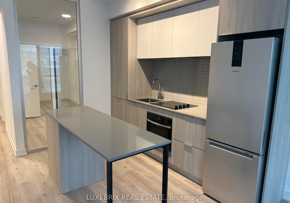 395-square-one-drive-mississauga-ontario-w12614942
