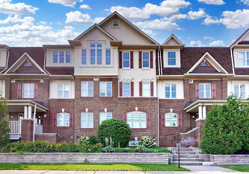 595-dundas-street-w-mississauga-ontario-w12615146