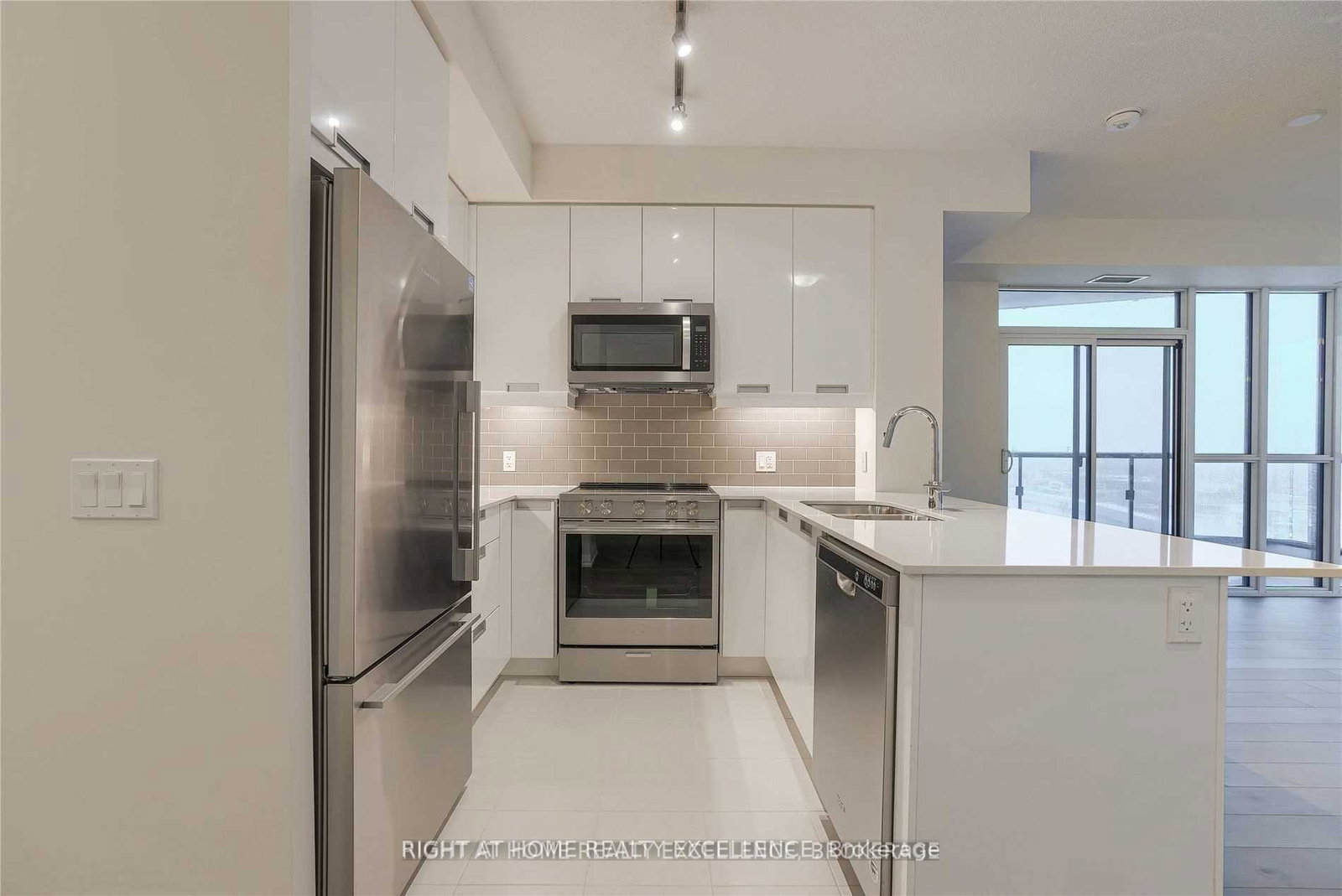 65-watergarden-drive-mississauga-ontario-w12615690