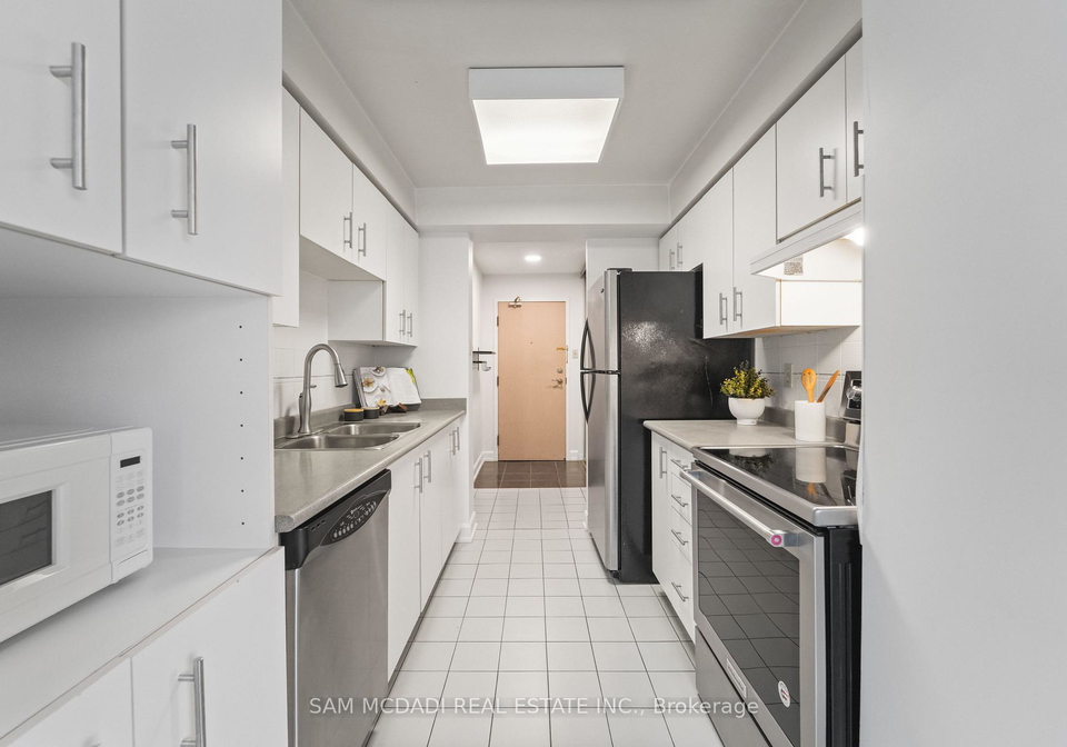 330-rathburn-road-w-mississauga-ontario-w12615830