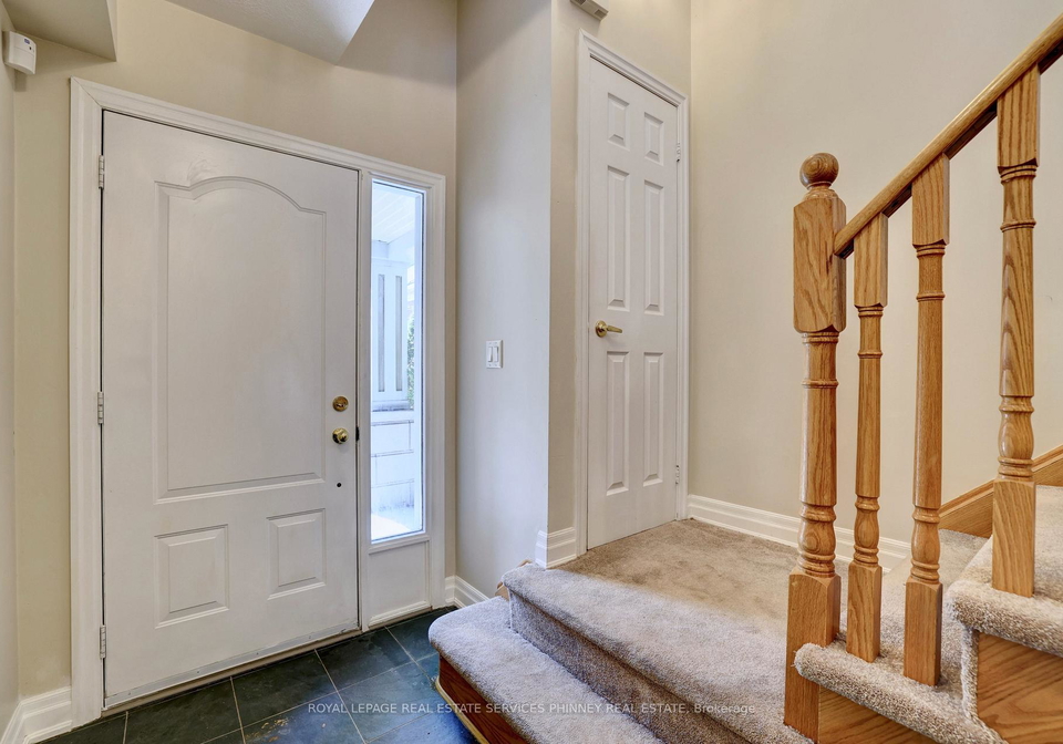 165-lakeshore-road-e-mississauga-ontario-w12616272