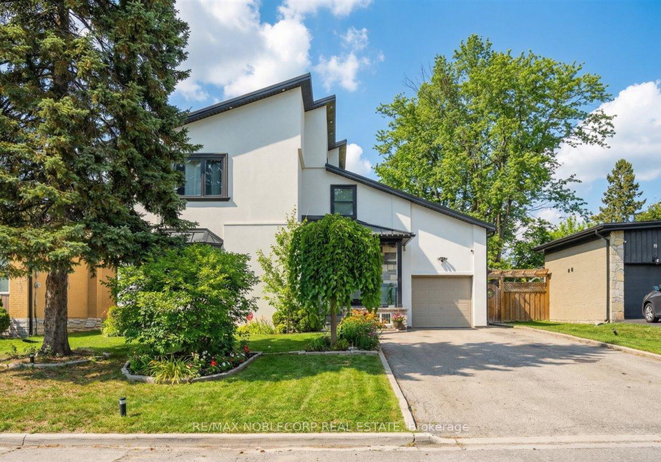 18-florida-crescent-york-ontario-w12616572