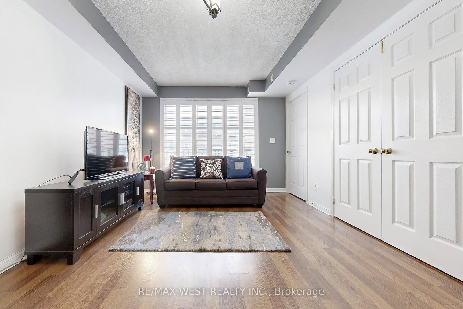 3043-finch-avenue-w-york-ontario-w12616594