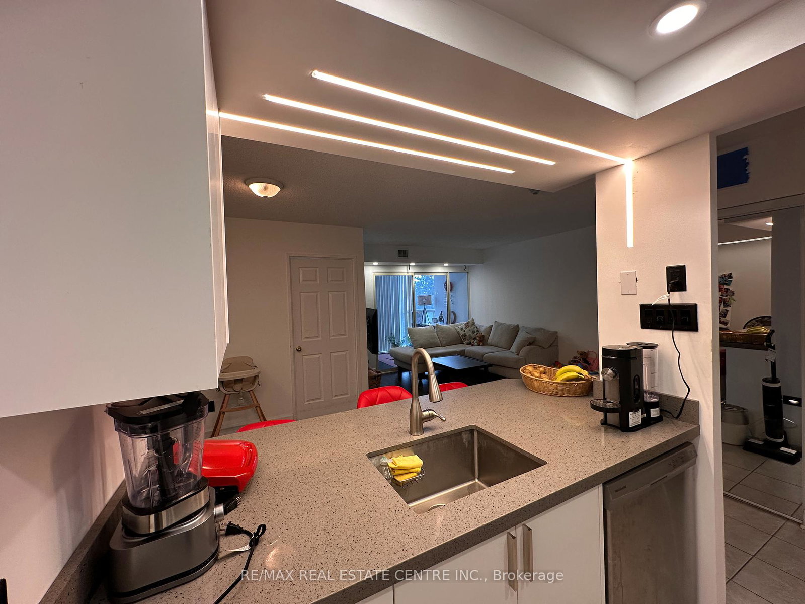 265-enfield-place-mississauga-ontario-w12617070