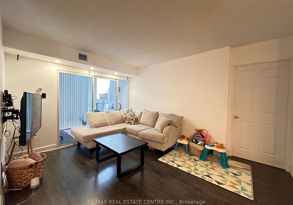 265-enfield-place-mississauga-ontario-w12617070