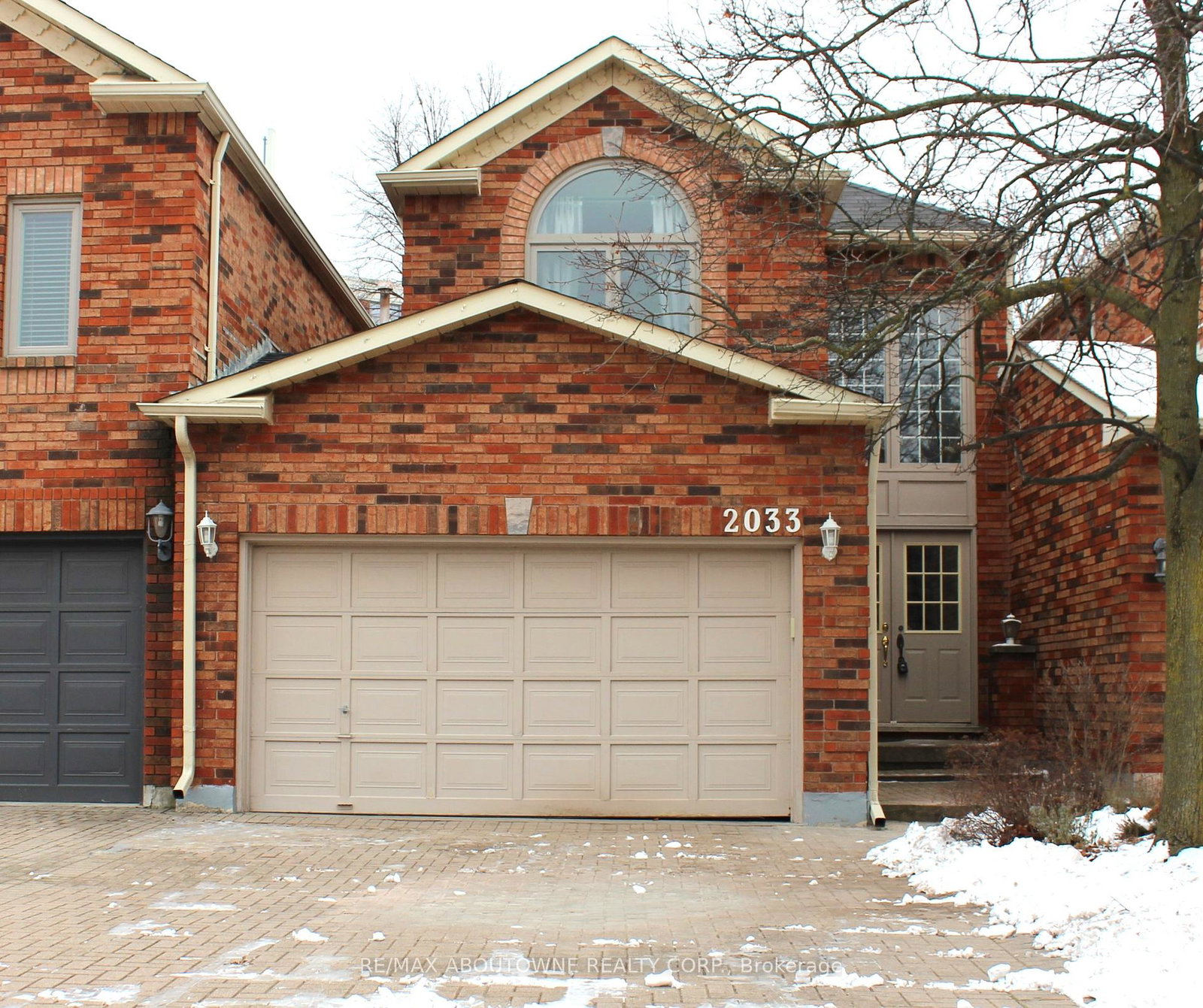 2033-lumberman-lane-oakville-ontario-w12617104