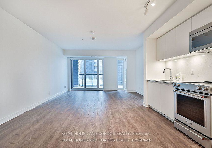 30-samuel-wood-way-etobicoke-ontario-w12617188